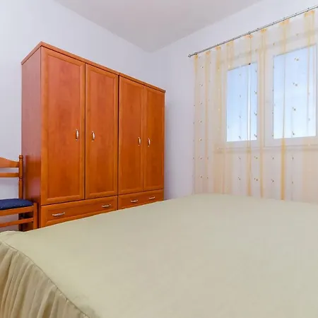 Stara Maslina Apartment