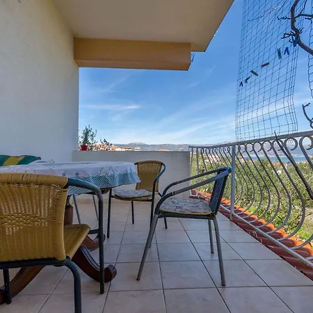 Apartment Stara Maslina