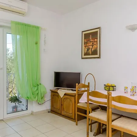 Apartment Stara Maslina Slatine